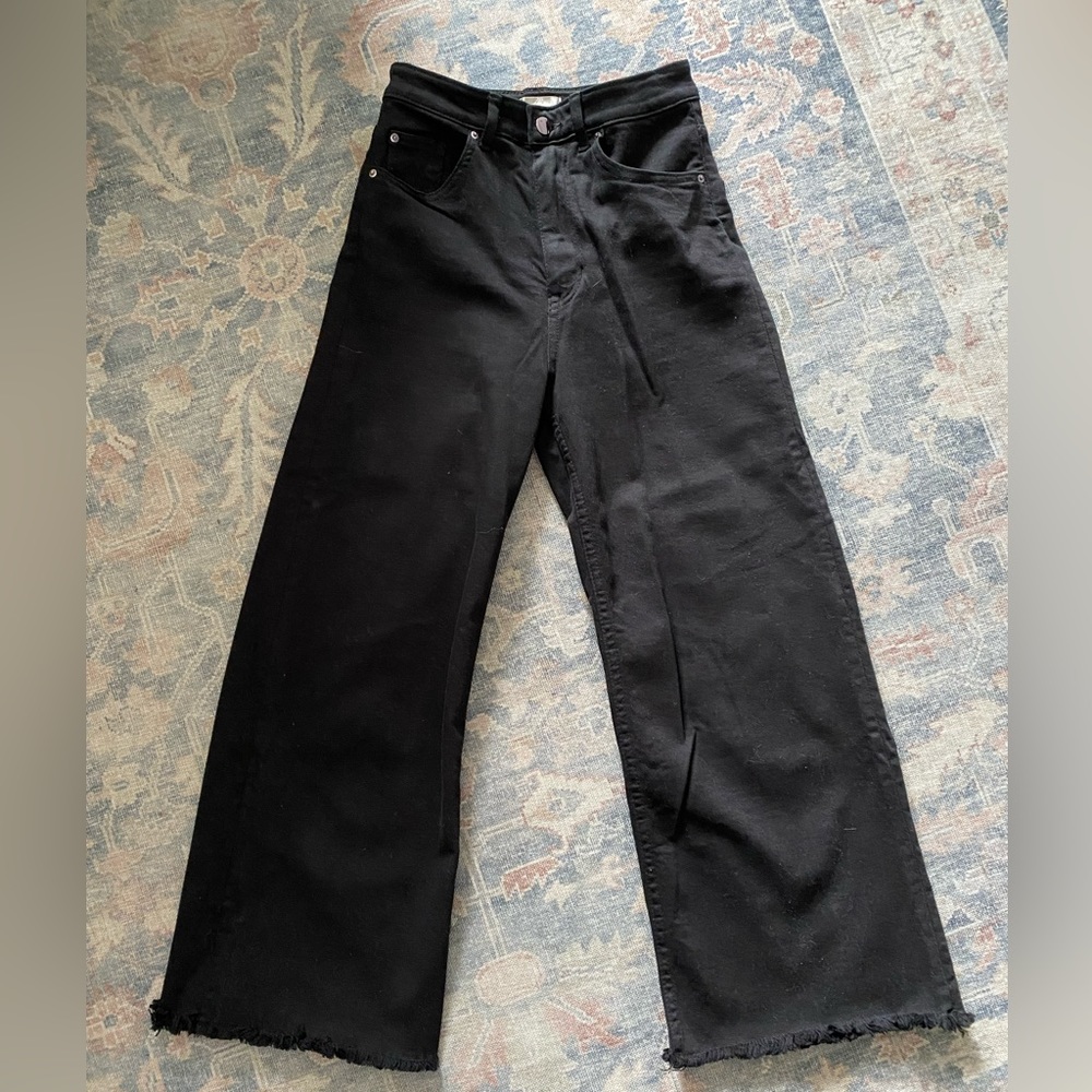 H&M wide leg cropped denim